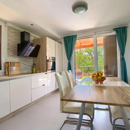 Holiday home Krase Only 300m From Sea *