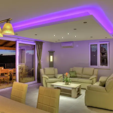 Holiday home Krase Only 300m From Sea *